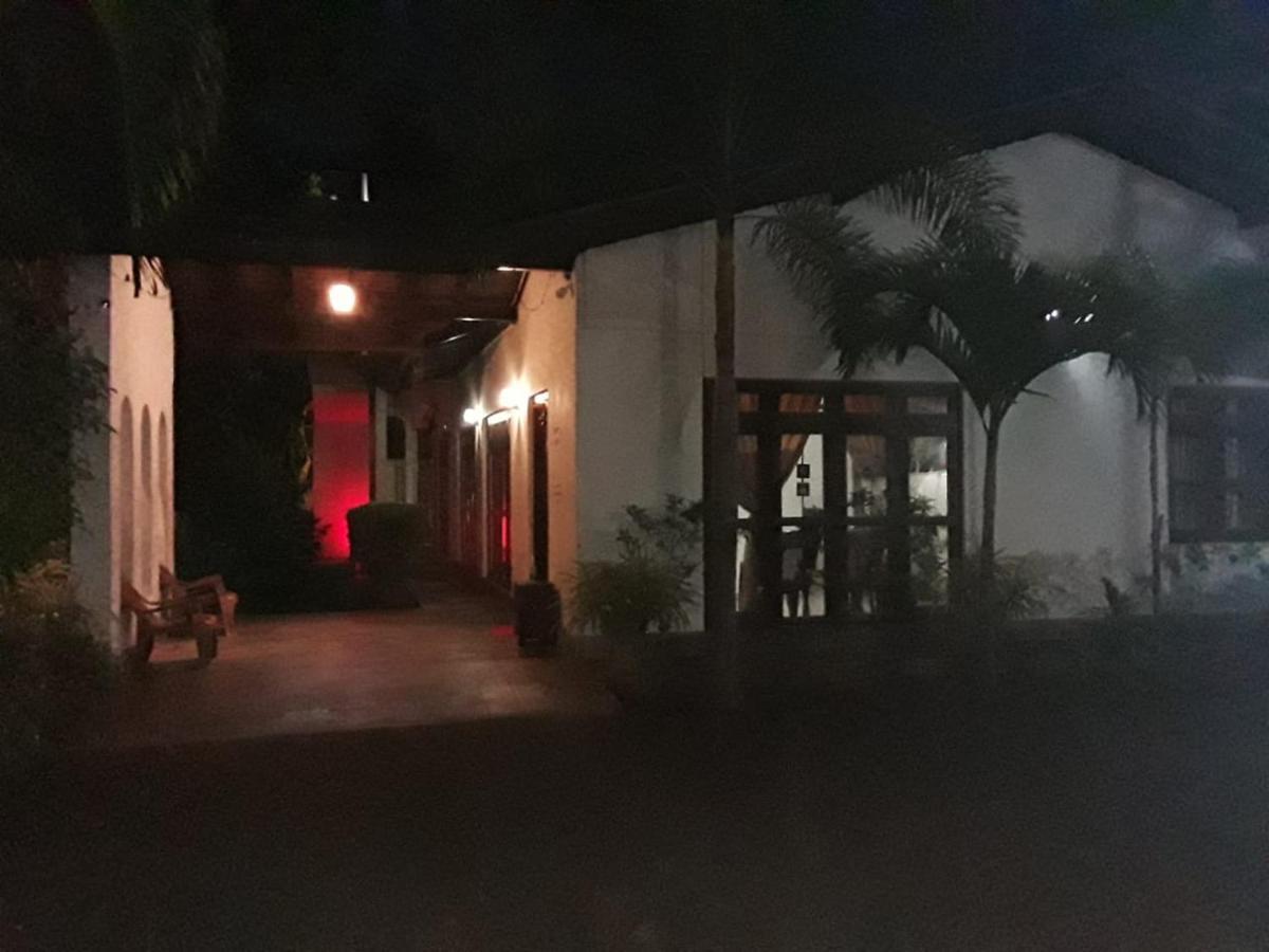 Villa Delorenta 아누라다푸라 외부 사진