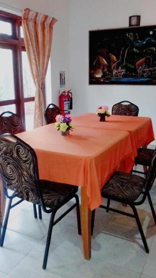 Villa Delorenta 아누라다푸라 외부 사진