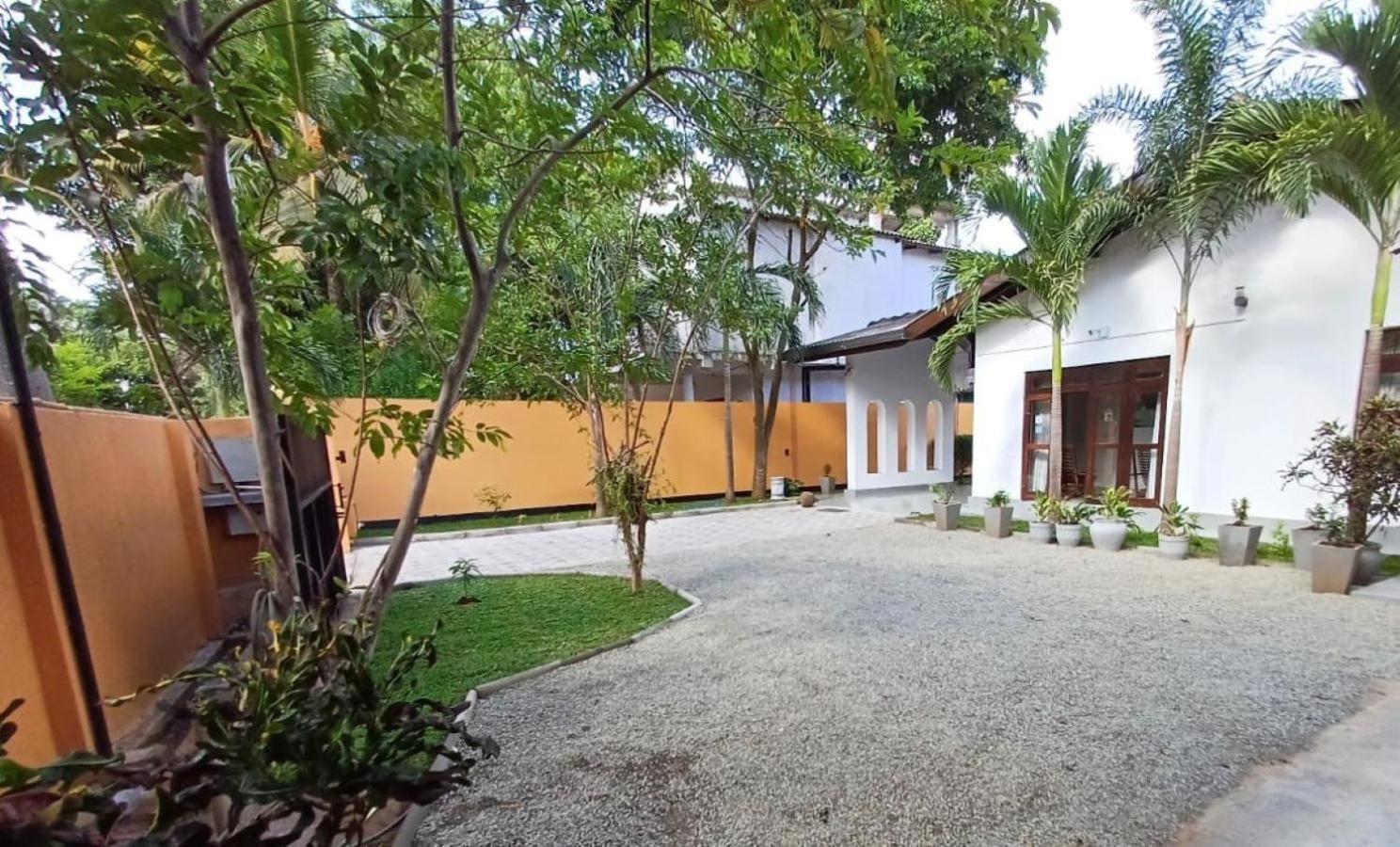 Villa Delorenta 아누라다푸라 외부 사진